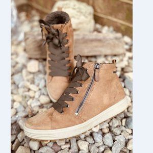 Ecco Womens Gore Tex Leather Lace Up Ankle Boots 9